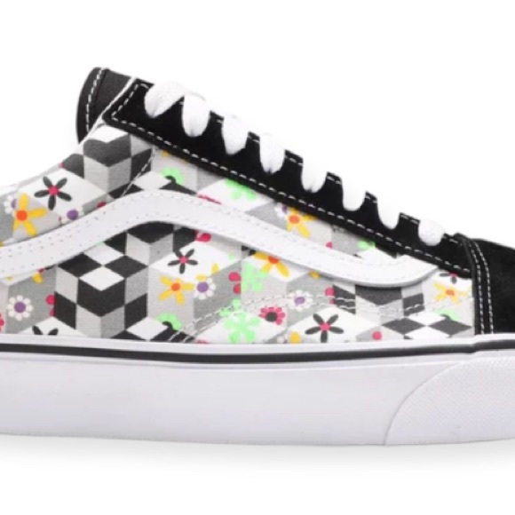 VANS | Old Skool Checker Cube in Black/True White - Picture 9 of 10